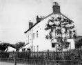 Filename=whitecroft-cottage-joel-wainwright-1st-home-2.jpg
Filesize=70KiB
Dimensions=500x397
Date added=Jan 25, 2013 whitecroft-cottage-joel-wainwright-1st-home-2.jpg