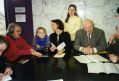 Filename=oldknowfamily-visit-1996-1.jpg
Filesize=52KiB
Dimensions=500x338
Date added=Dec 23, 2013 oldknowfamily-visit-1996-1.jpg