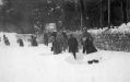 Filename=1940s-snow-13.jpg
Filesize=45KiB
Dimensions=500x314
Date added=Apr 29, 2012 1940s-snow-13.jpg