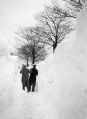 Filename=1940s-snow-18.jpg
Filesize=56KiB
Dimensions=363x500
Date added=Apr 29, 2012 1940s-snow-18.jpg