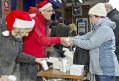Filename=RHXmas11212_54.JPG
Filesize=65KiB
Dimensions=500x339
Date added=Dec 02, 2012 RHXmas11212_54.JPG