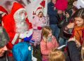 Filename=FartherXmastoLocks41215_0032.JPG
Filesize=125KiB
Dimensions=500x366
Date added=Dec 06, 2015 FartherXmastoLocks41215_0032.JPG