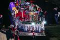 Filename=Santa-arriving.JPG
Filesize=121KiB
Dimensions=500x333
Date added=Dec 06, 2016 Santa-arriving.JPG