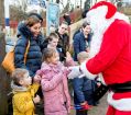 Filename=fatherchristmasrosehill161219_37.jpg
Filesize=111KiB
Dimensions=500x438
Date added=Dec 19, 2019 fatherchristmasrosehill161219_37.jpg