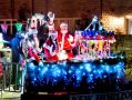 Filename=fatherxmasbarge61219_08.jpg
Filesize=121KiB
Dimensions=500x379
Date added=Dec 10, 2019 fatherxmasbarge61219_08.jpg