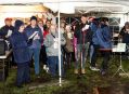 fatherxmasbarge61219_34.jpg